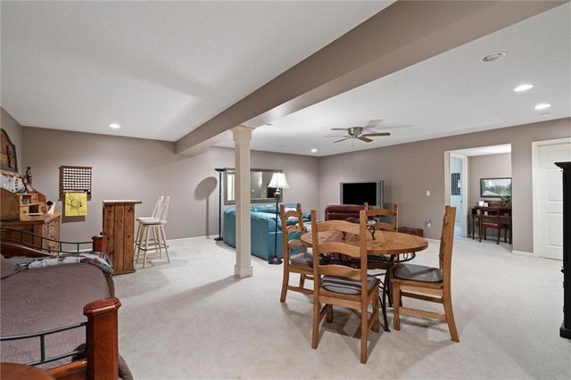 708 W 131st Place, Kansas City, MO 64145