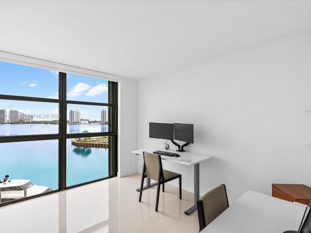 1000 W Island Blvd 612, Aventura, FL 33160