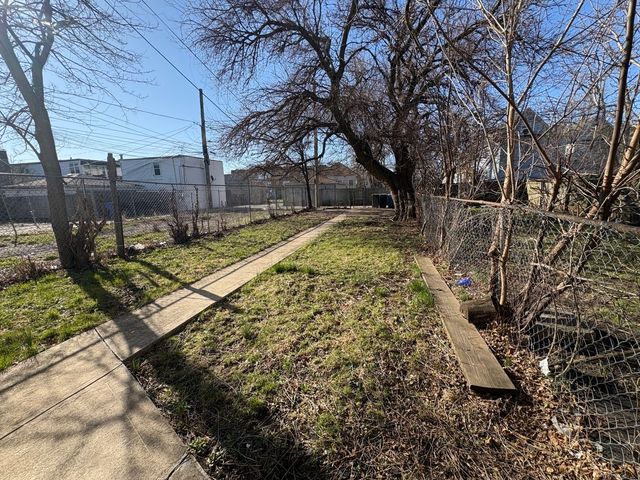 33 E 119th Street, Chicago, IL 60628