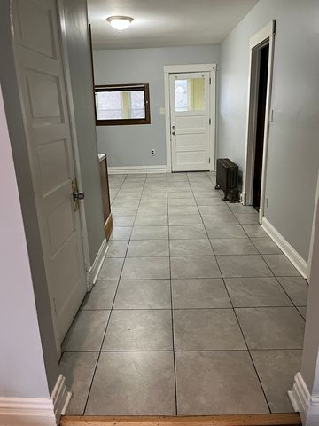 33 E 119th Street, Chicago, IL 60628