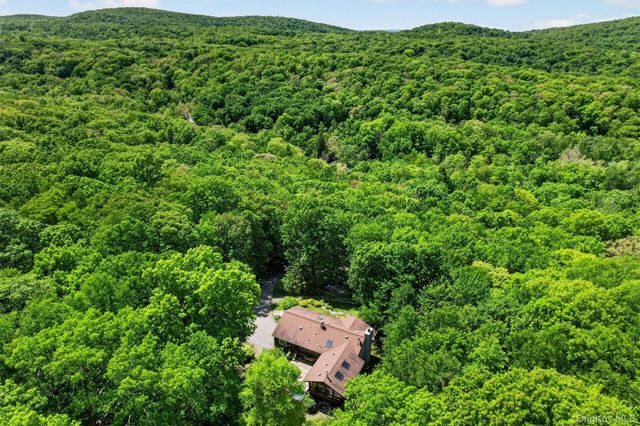 5 California Road, Warwick, NY 10990