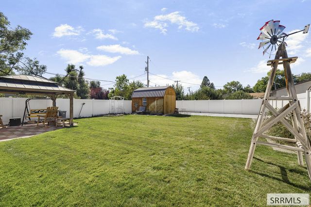71 N 3rd W, Rexburg, ID 83440