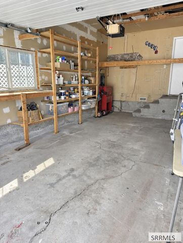 71 N 3rd W, Rexburg, ID 83440