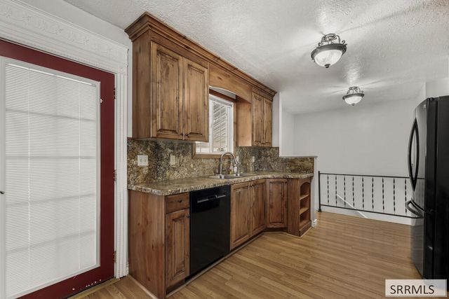 71 N 3rd W, Rexburg, ID 83440