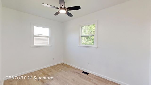 1245 E Outer Drive, Saginaw, MI 48601