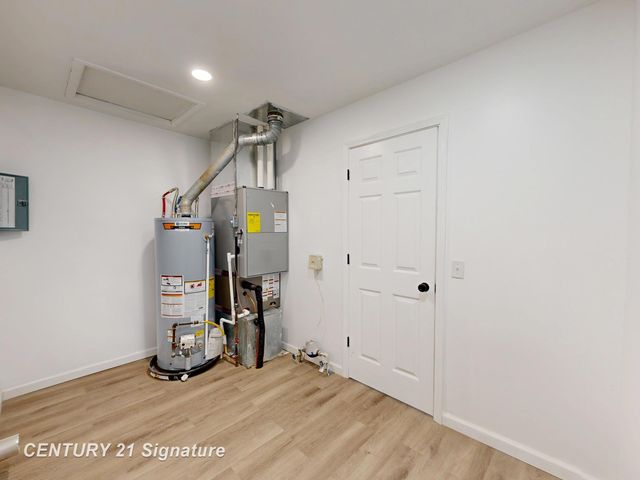 1245 E Outer Drive, Saginaw, MI 48601