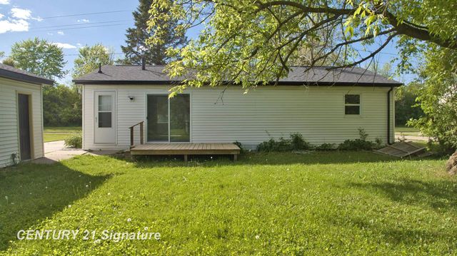 1245 E Outer Drive, Saginaw, MI 48601