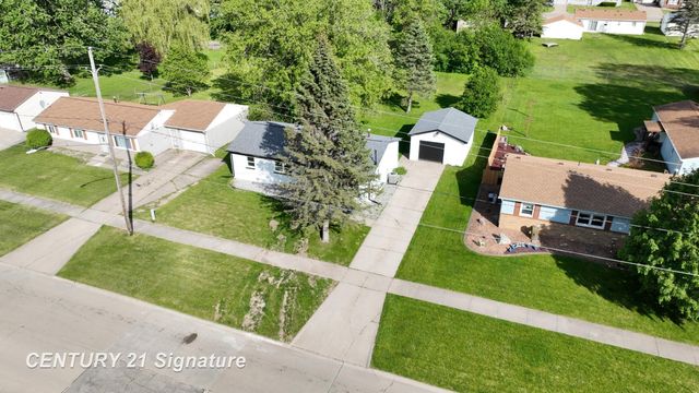 1245 E Outer Drive, Saginaw, MI 48601