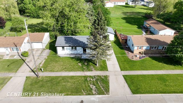 1245 E Outer Drive, Saginaw, MI 48601