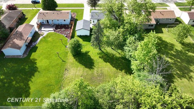 1245 E Outer Drive, Saginaw, MI 48601
