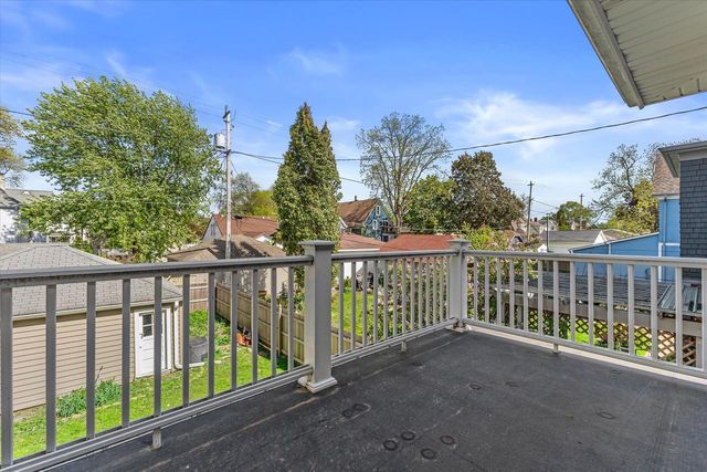 1502 80th STREET, West Allis, WI 53214