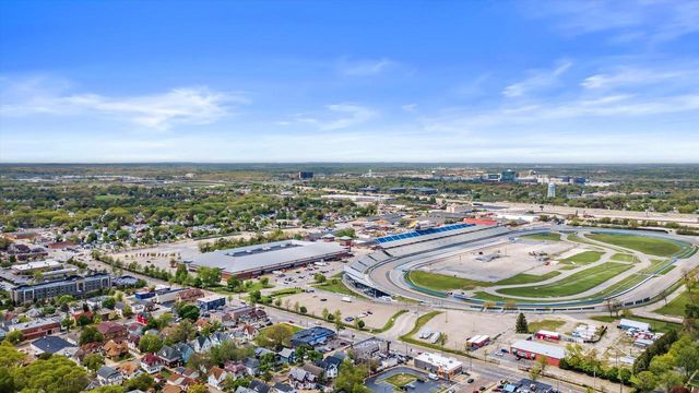 1502 80th STREET, West Allis, WI 53214
