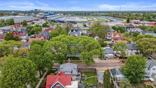 1502 80th STREET, West Allis, WI 53214
