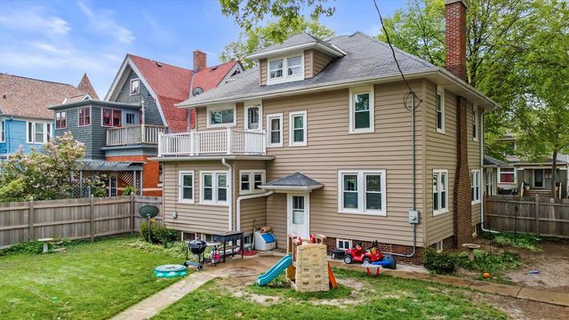 1502 80th STREET, West Allis, WI 53214