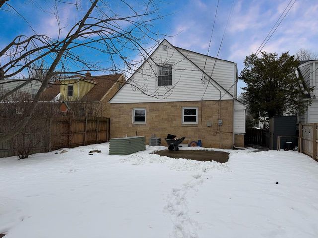 161 S 79 STREET, Milwaukee, WI 53214