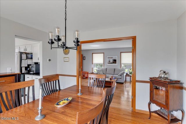 12 Deer Run Hollow, Halfmoon, NY 12065