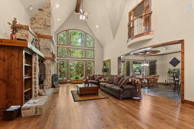 28913 Pleasant Forest, Magnolia, TX 77355