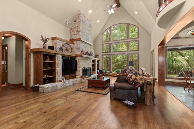 28913 Pleasant Forest, Magnolia, TX 77355