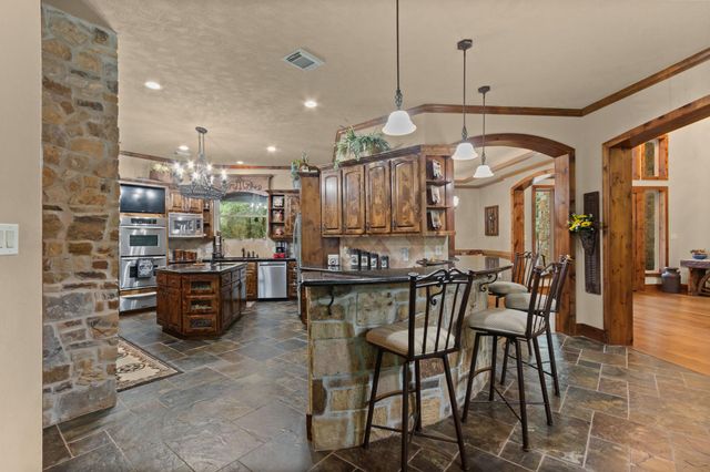 28913 Pleasant Forest, Magnolia, TX 77355