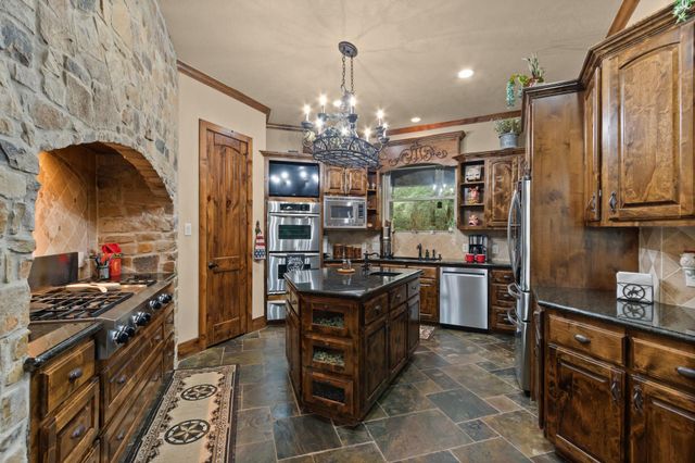 28913 Pleasant Forest, Magnolia, TX 77355
