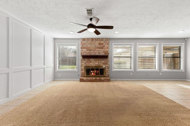 2731 Field Line Drive, Sugar Land, TX 77479