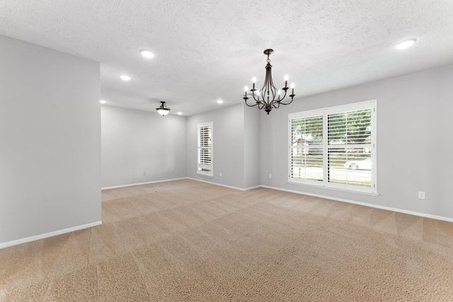 2731 Field Line Drive, Sugar Land, TX 77479