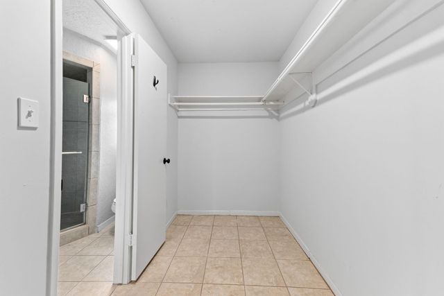 2731 Field Line Drive, Sugar Land, TX 77479