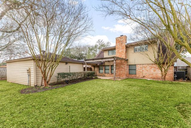 2731 Field Line Drive, Sugar Land, TX 77479