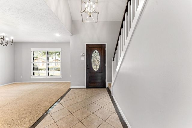 2731 Field Line Drive, Sugar Land, TX 77479