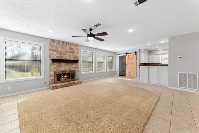 2731 Field Line Drive, Sugar Land, TX 77479