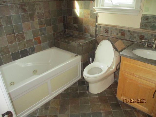 15520 Quito Road, Monte Sereno, CA 95030