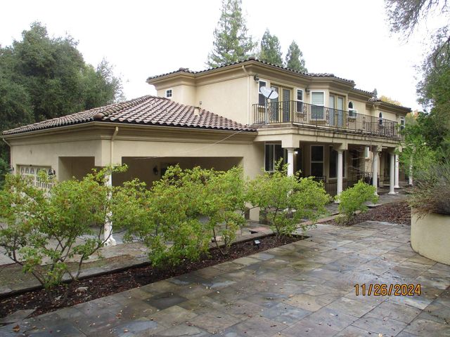 15520 Quito Road, Monte Sereno, CA 95030