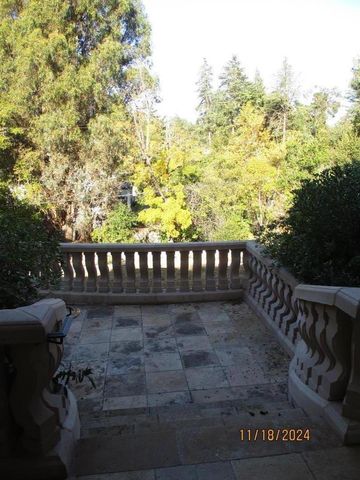 15520 Quito Road, Monte Sereno, CA 95030