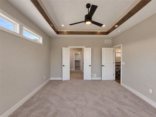 22180 W 116th Terrace, Olathe, KS 66061