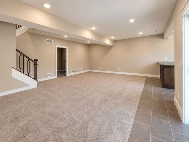 22180 W 116th Terrace, Olathe, KS 66061