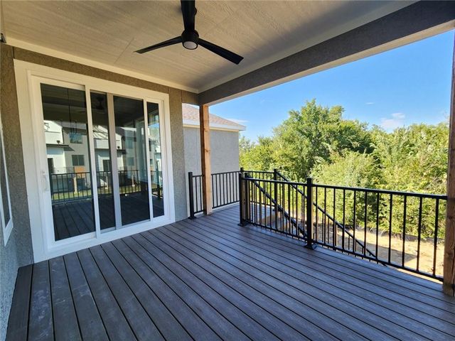22180 W 116th Terrace, Olathe, KS 66061