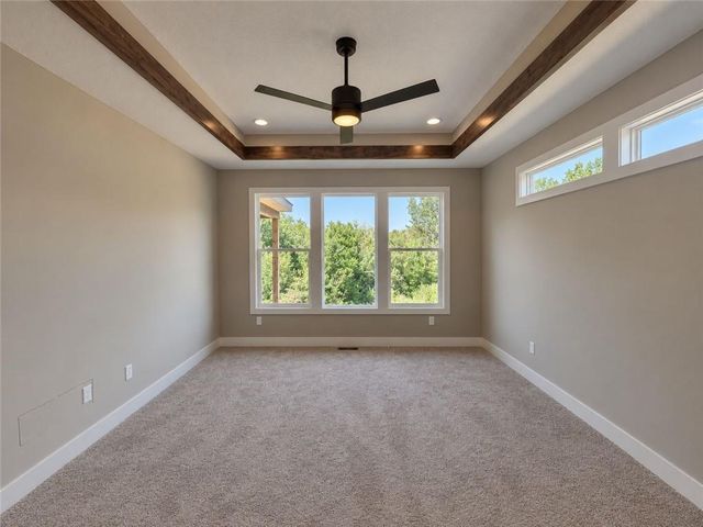 22180 W 116th Terrace, Olathe, KS 66061