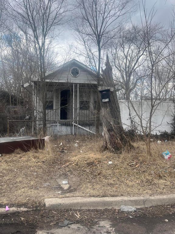 3916 Monroe Street, Gary, IN 46408