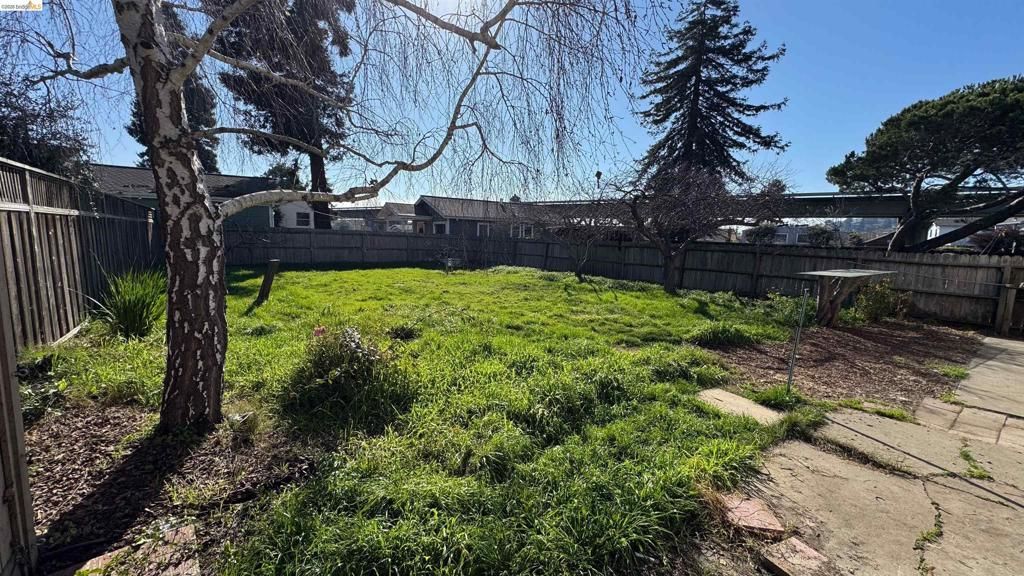 Image 46 of property listing at 1266 Washington Ave, Albany, CA 94706