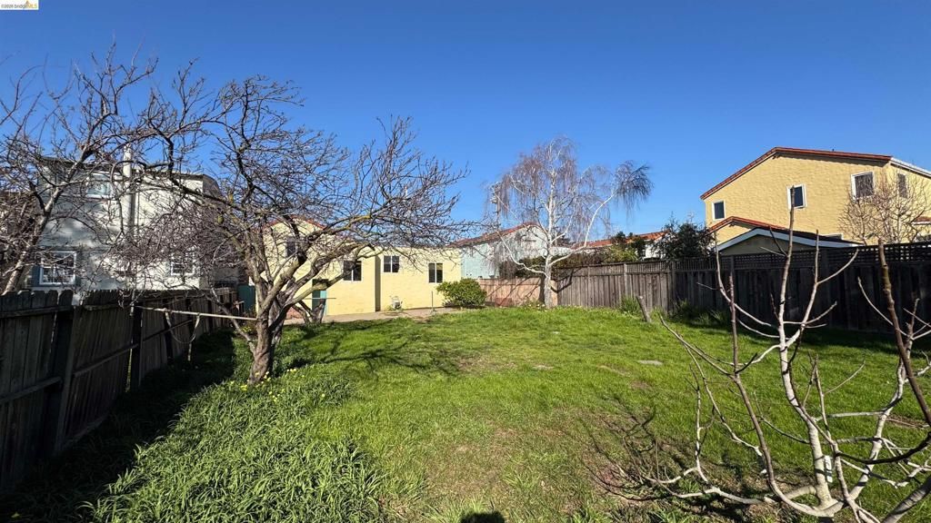 Image 47 of property listing at 1266 Washington Ave, Albany, CA 94706