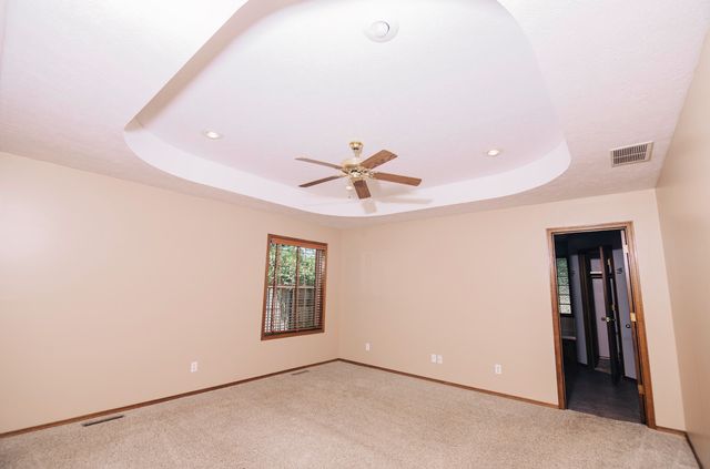 3675 S Lexus Avenue, Springfield, MO 65807