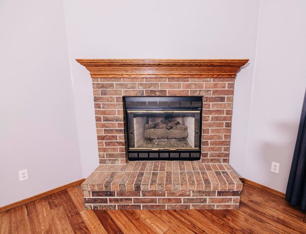 3675 S Lexus Avenue, Springfield, MO 65807