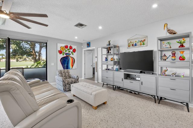 19389 Sabal Lake Drive 5027, Boca Raton, FL 33434