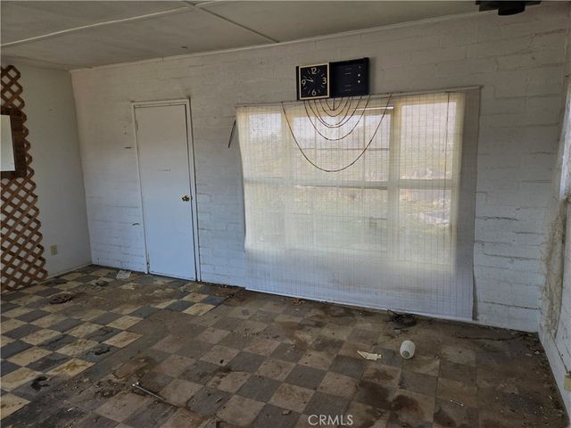 59230 Phillipi Lane, Landers, CA 92285