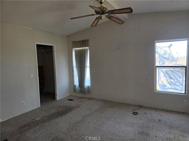 59230 Phillipi Lane, Landers, CA 92285