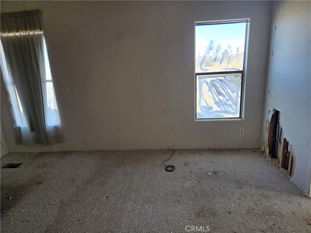 59230 Phillipi Lane, Landers, CA 92285