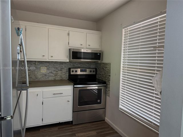 5851 NW 62nd Ave 305, Tamarac, FL 33319