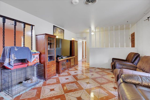 1219 Charlotte Ave, Yuba City, CA 95991