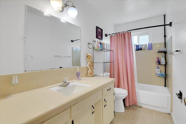 1219 Charlotte Ave, Yuba City, CA 95991