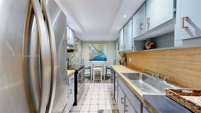 3860 NE 170th St 310, North Miami Beach, FL 33160